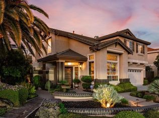1001 Woodcrest Ct, Vacaville, CA 95688