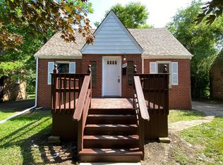 917 E 44th Pl, Gary, IN 46409