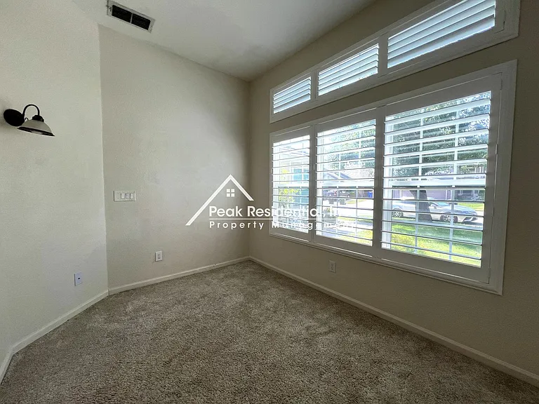 8817 Barn Owl Ct — Photo 4