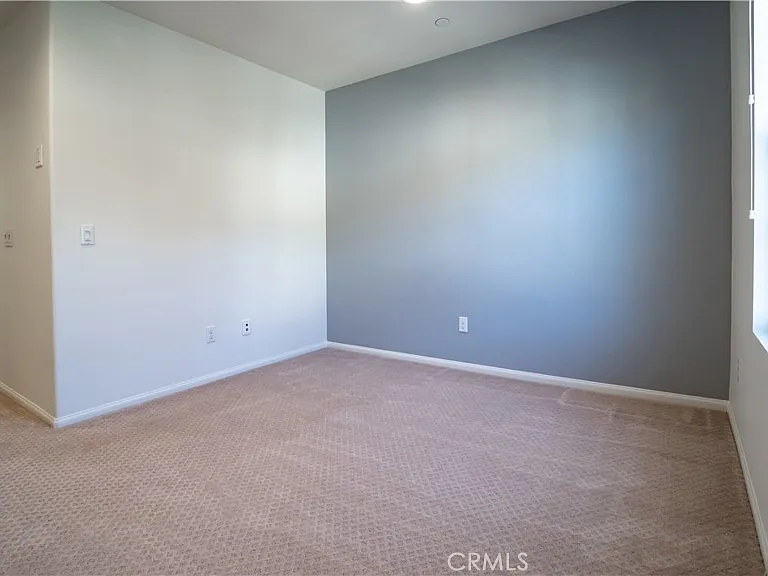 42688 Azure St — Photo 18