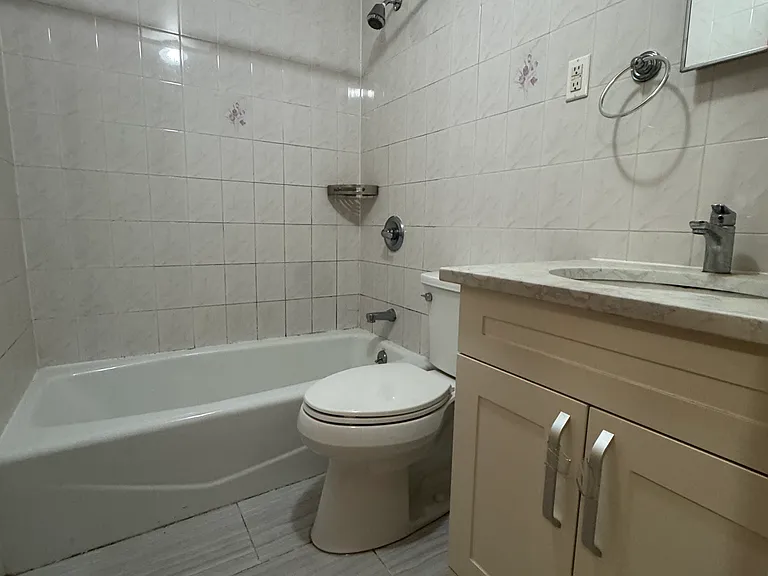 185 Liberty Ave #1 — Photo 5