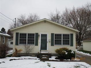 340 Stull Ave, Akron, OH 44312