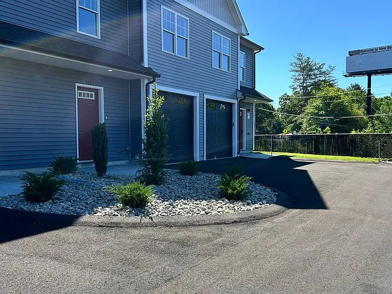 2188 Braley Rd — Photo 44