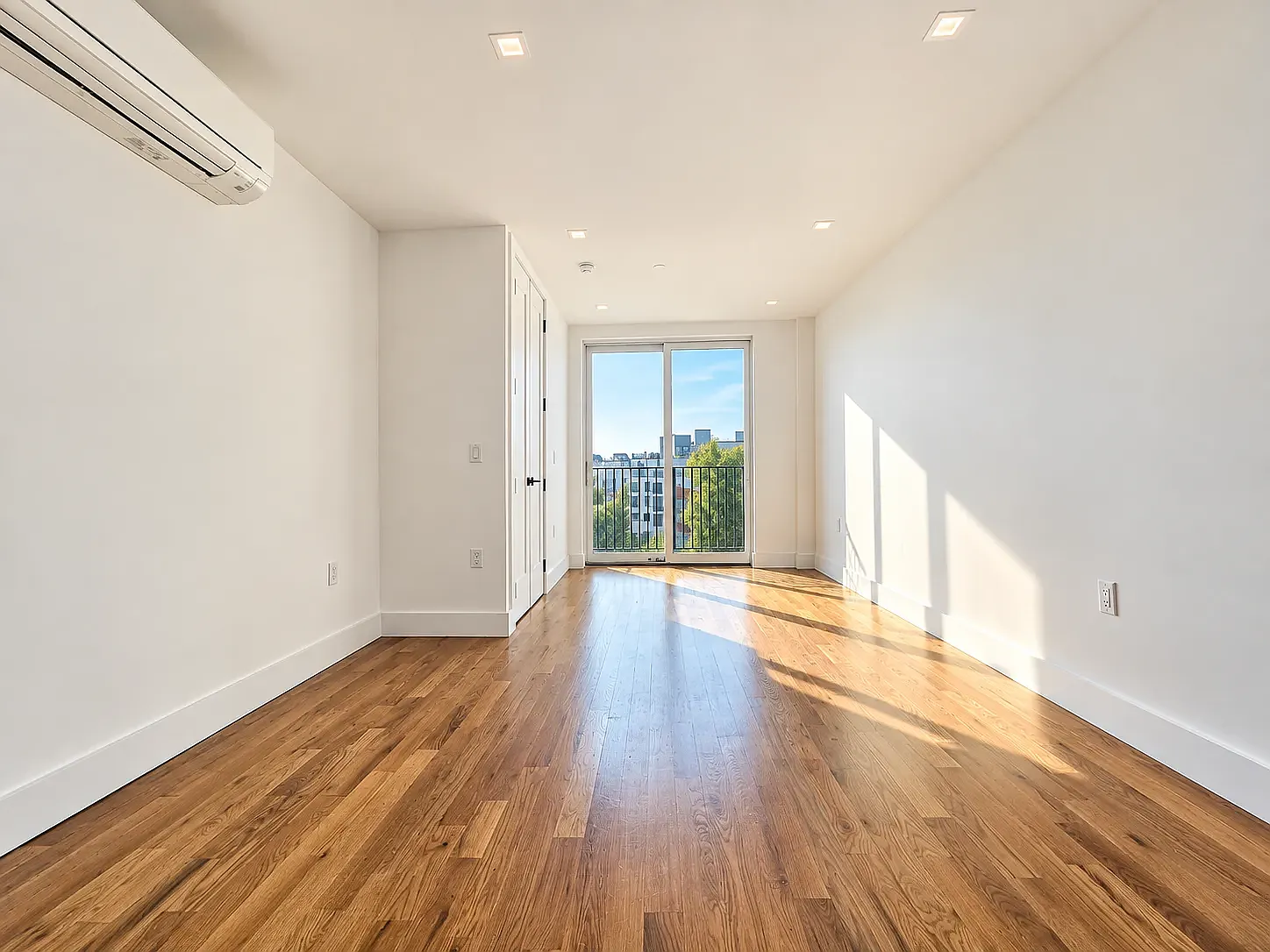 1005 Rogers Avenue — Photo 2