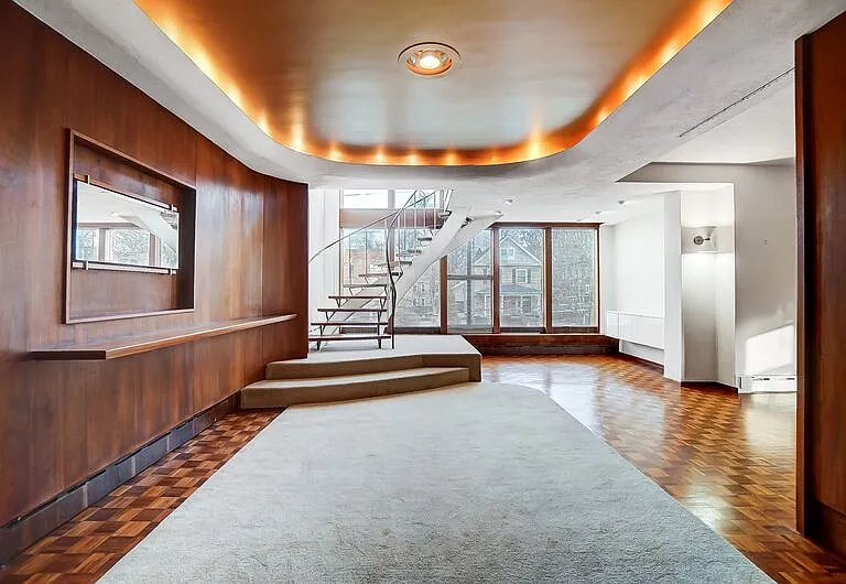 2881 Observatory Ave #2 — Photo 19