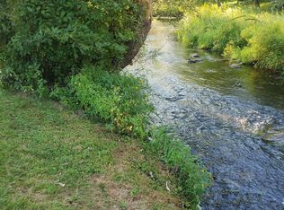 138 Fairbrook Dr, Waunakee, WI 53597