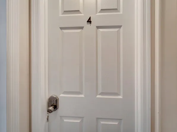 (undisclosed Address), Pt Charlotte, FL 33952