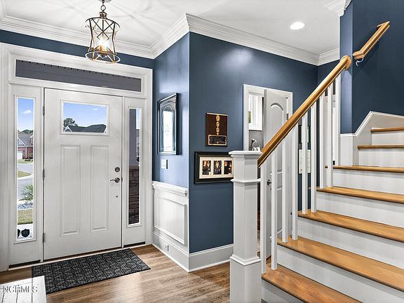 4th image of 4801 Goodwood Way