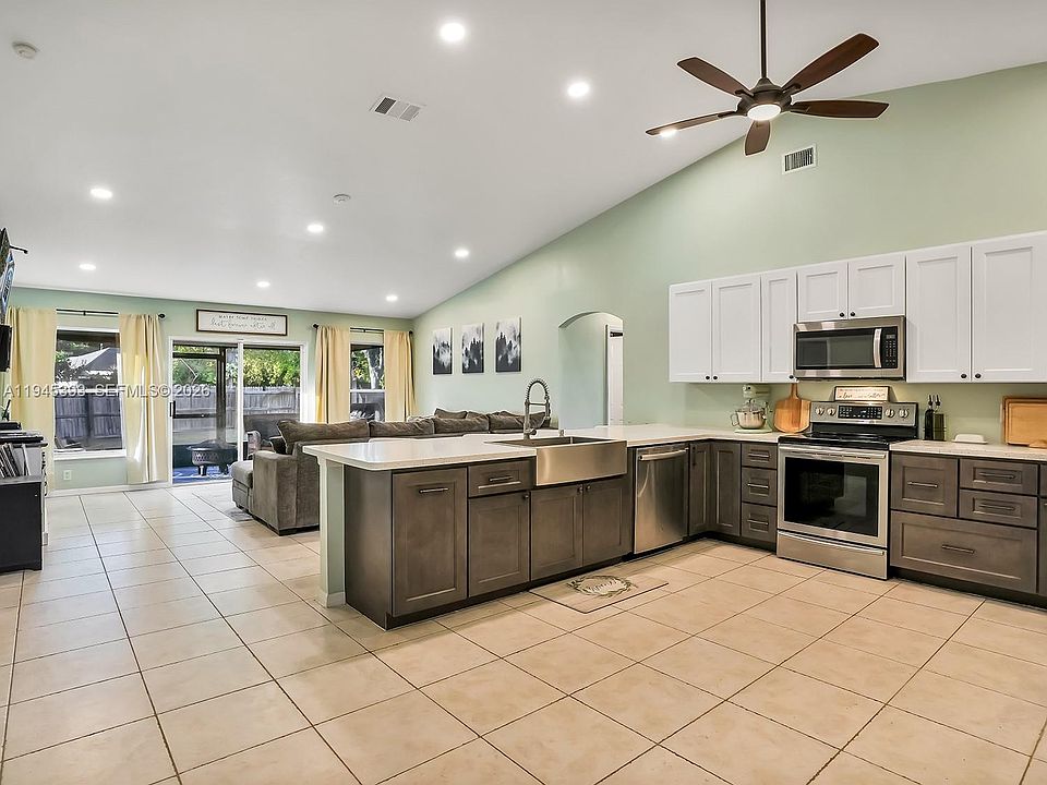 1st image of 1225 SW Abisco Rd