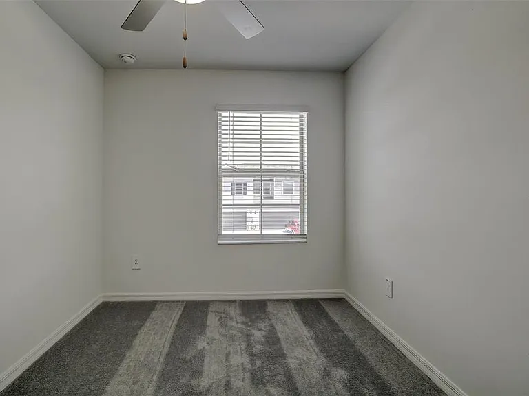 8240 Corner Pine Way — Photo 20