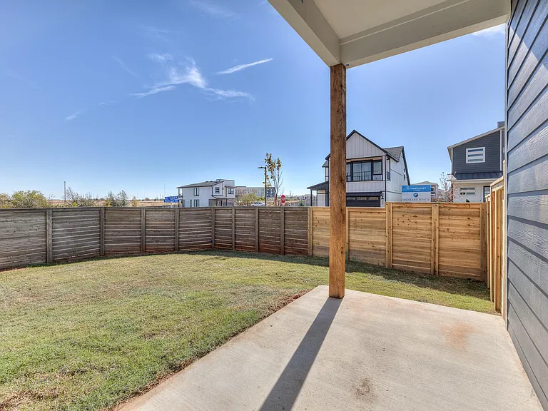 2523 NW 132nd Pl — Photo 35