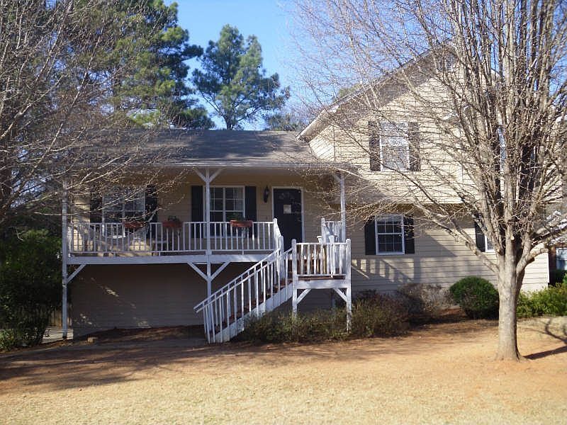 1st image of 977 Worley Dr