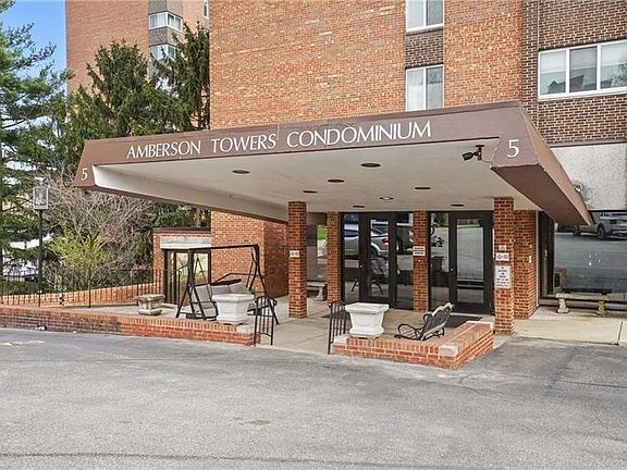 2nd image of 5 Bayard Rd APT 100