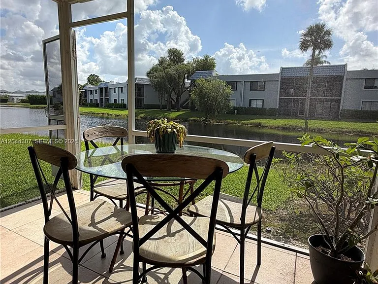 16619 Hemingway Dr — Photo 9