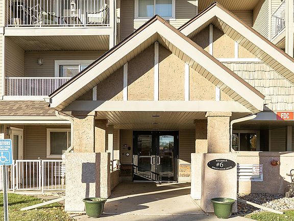 2nd image of 6 Spruce Ridge Dr #208