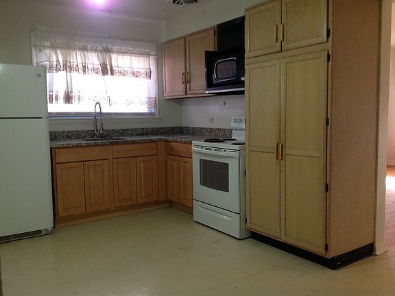 3rd image of 9023 Bronx Ave APT 1B