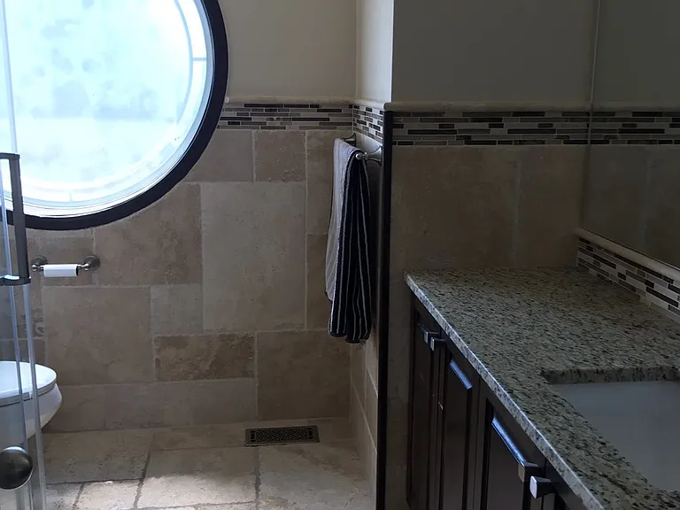 129 Rocky Hill Dr — Photo 8