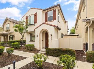 653 S Mandarin Ln, Rialto, CA 92376