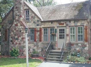 25915 S Wind Lake Rd, Wind Lake, WI 53185