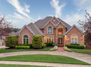 2411 Crystal Springs Pl, Louisville, KY 40245