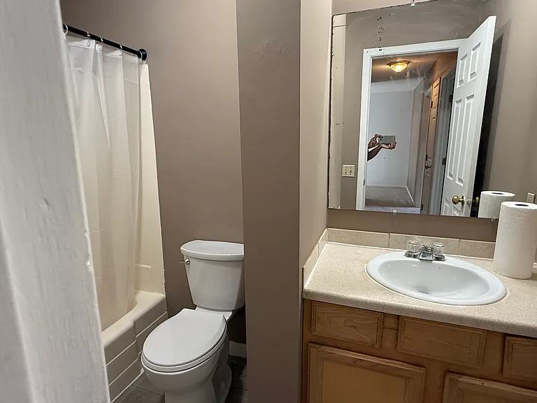 4041 W 125th St #12 — Photo 16