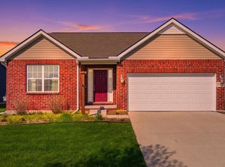 7062 Creekway Ct, Ypsilanti, MI 48197