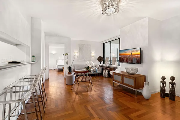 Rented by Compass | media 11