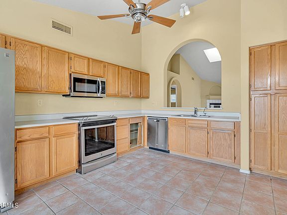 5th image of 10805 N BUFFALO Drive