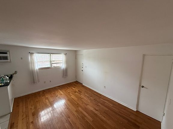 5th image of 4134 Longshore Ave #2F