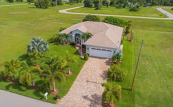 3rd image of 3707 NW 41st Ln