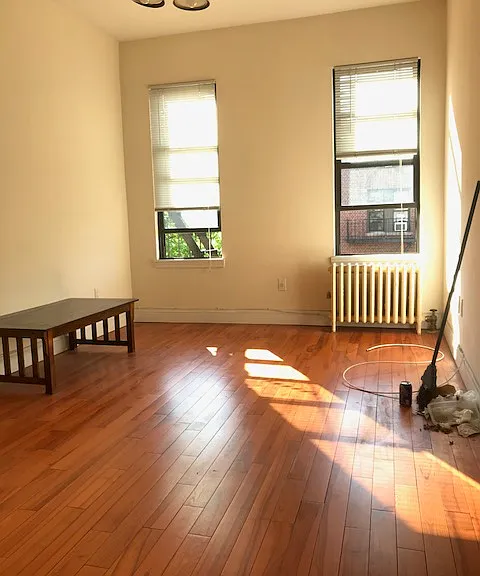 31-32 32nd St #3B — Photo 1
