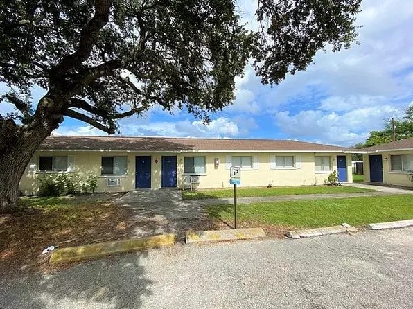 1308 36th Ave W APT D, Bradenton, FL 34205
