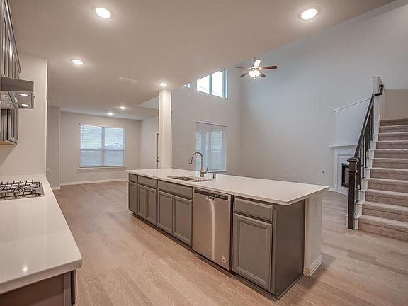 5th image of 4013 Smokey Hill Ct