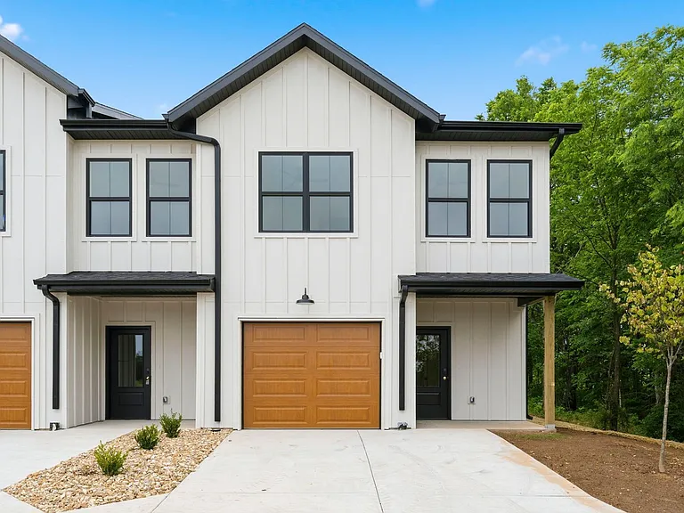 2191 W Parkview Ave — Photo 44