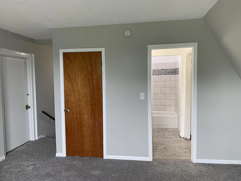 118 Cottage St #5 — Photo 14