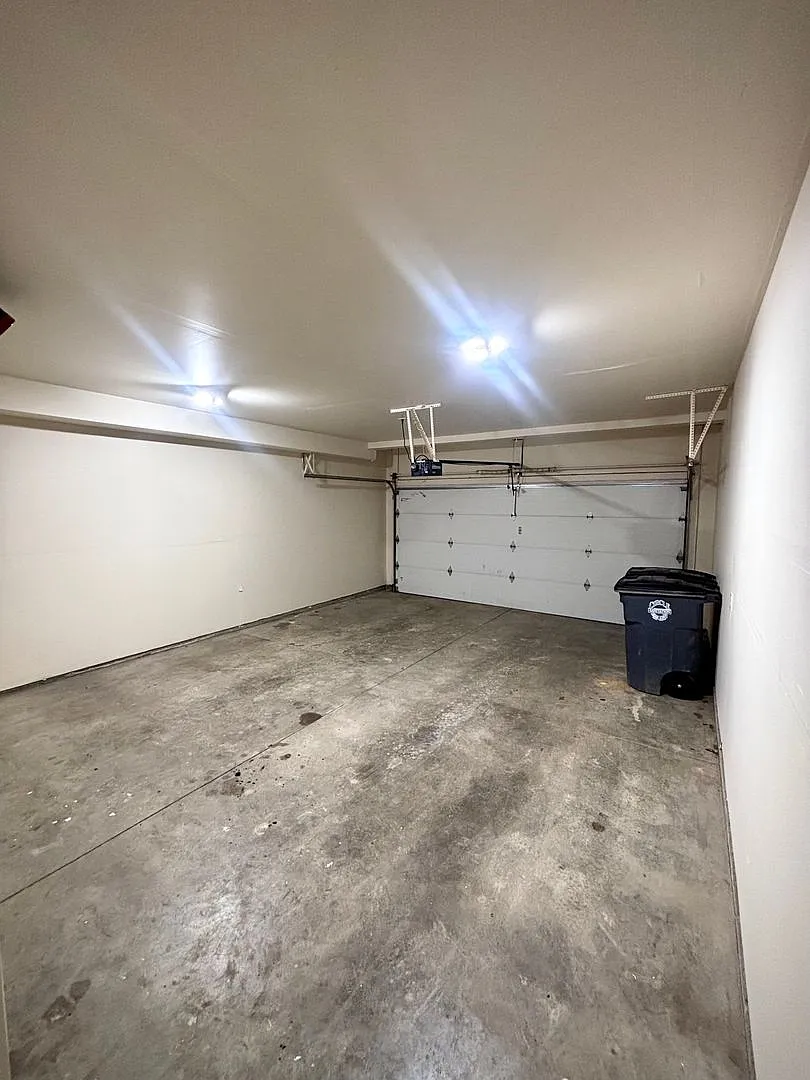 314 5th Ave W — Photo 2