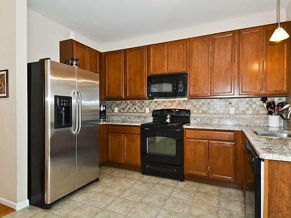 Granite countertops, appliances stay