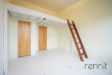 Rented by Rennit Inc.