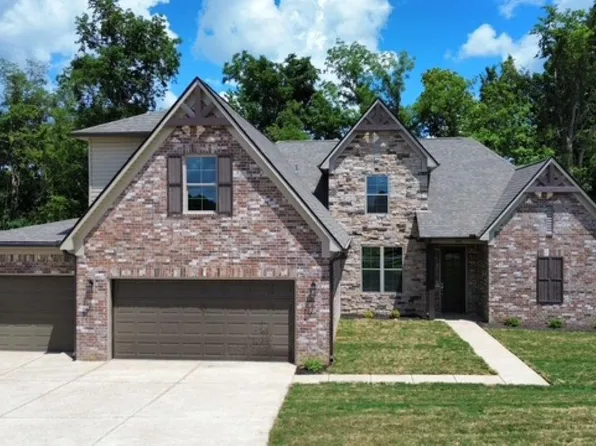 284 Merino Dr, Atoka, TN 38004