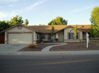 8234 W Dreyfus Dr, Peoria, AZ 85381