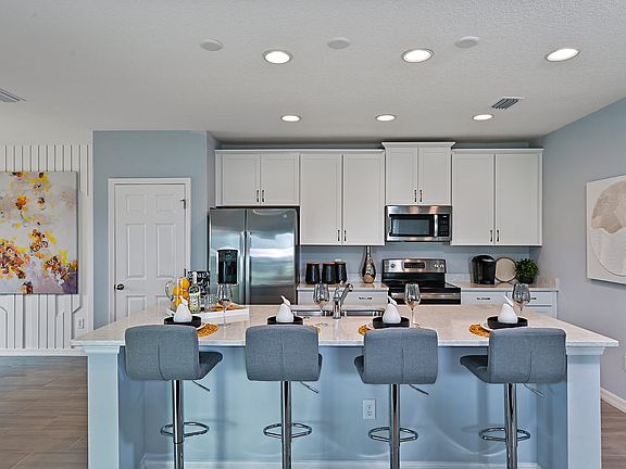 2nd image of 1231 Sand Torch Cir