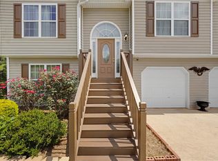 173 Governor Ln, Temple, GA 30179