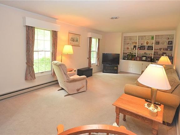 5th image of 32821 Tanglewood Ct