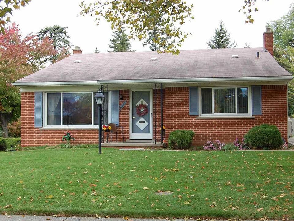 1st image of 4032 Auburn Dr