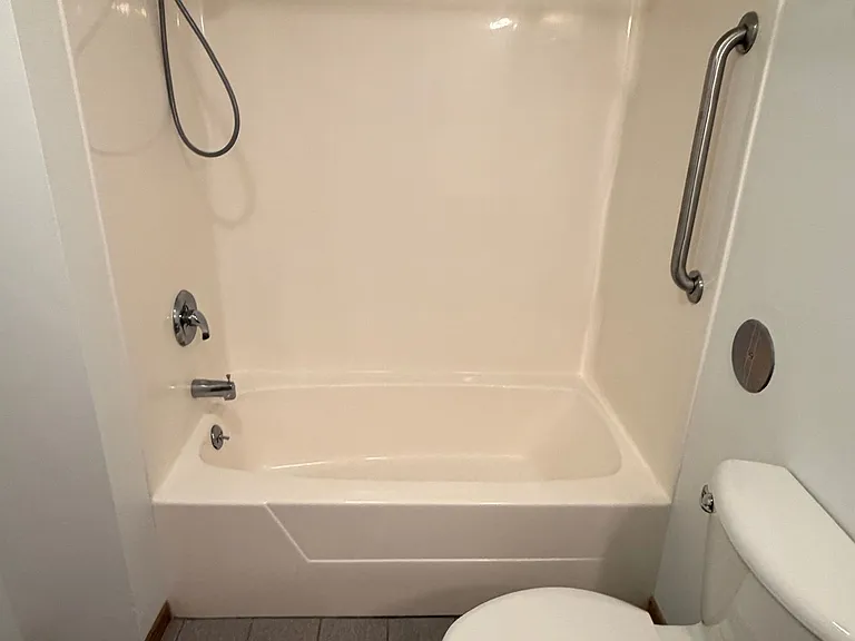4300 Fireclay Ct — Photo 9