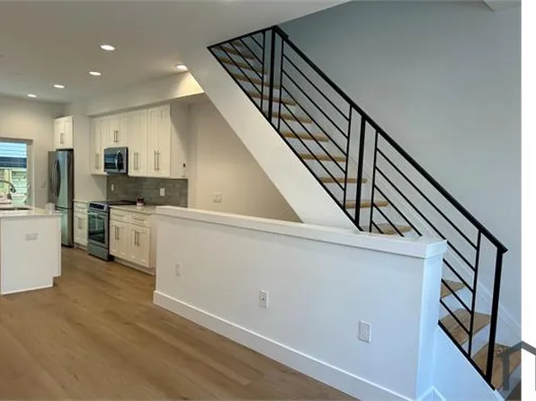 2636 Ellsworth St, Philadelphia, PA 19146