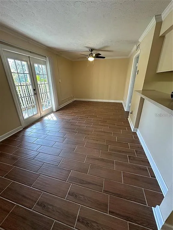 1 bed, 1.0 bath, 420 sqft, $1,100 — Photo 2