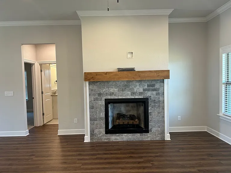 2413 Salmon St — Photo 19