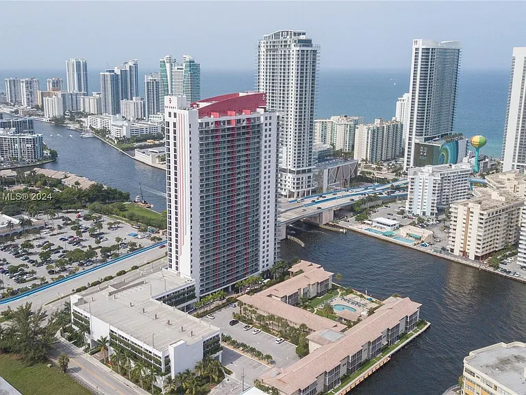 2600 E Hallandale Beach Blvd #T3307 — Photo 22