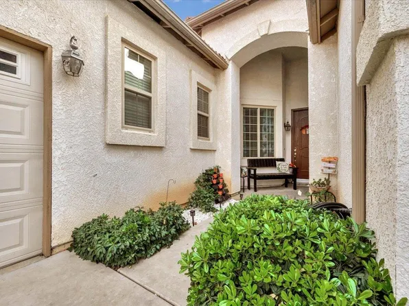 5856 E Atchison St, Fresno, CA 93727